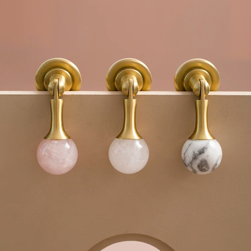 ลูกบิดคริสตัลสีขาว+มือจับเฟอร์ - Furniture Hardware Drop Pulls บทวิจารณ์และราคา